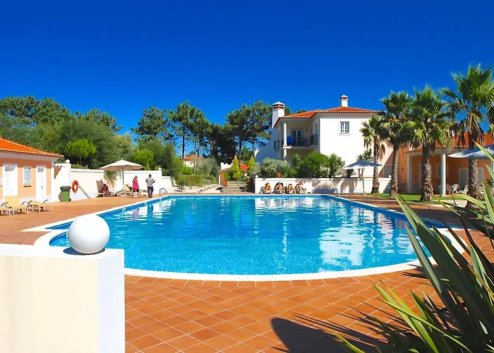 Casa Vermelho * Amoreira (Leiria)